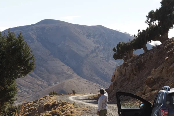 Por el corazón del Medio Atlas: gargantas, cataratas y pistas secretas para los más audaces Por el corazón del Medio Atlas: gargantas, cataratas y pistas secretas para los más audaces